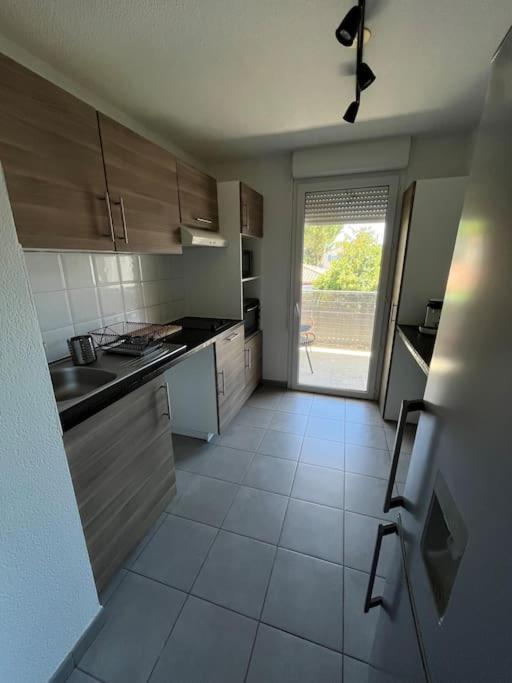 リュネルJoli Appt 45 M2 Avec Terrasseアパートメント エクステリア 写真