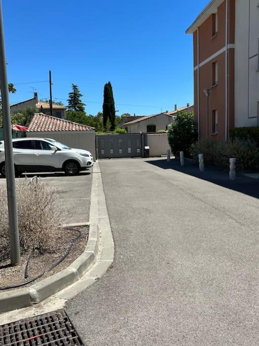 リュネルJoli Appt 45 M2 Avec Terrasseアパートメント エクステリア 写真